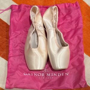 Gaynor Minden (European Made)